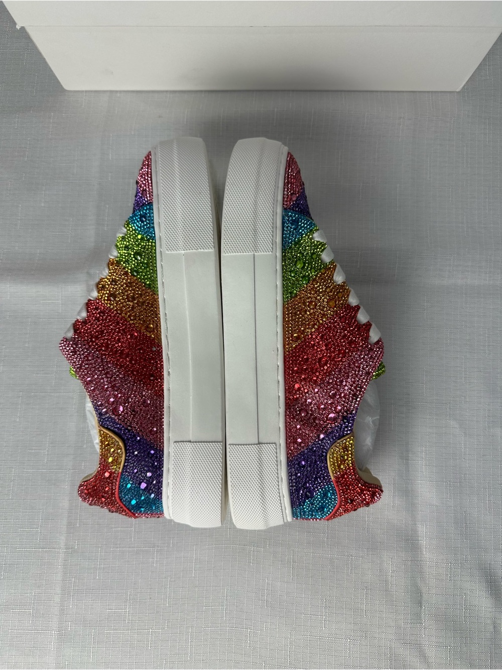 Betsey Johnson Sidny Rainbow Sneaker Size 6 - Picture 10 of 12